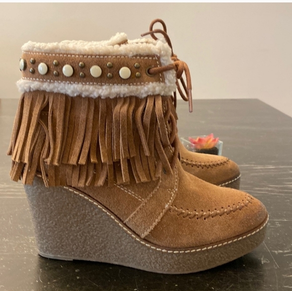 Sam Edelman Booties - Picture 8 of 16